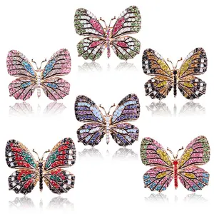 फैशन बहुरंगा स्फटिक कीट तितली ब्रोच थोक में रंगीन क्रिस्टल तितली ब्रोच पिन