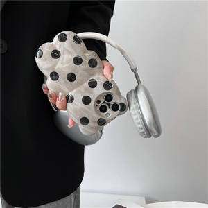 Coque de téléphone pour iPhone 16 Plus, style Ins, imperméable, motif de dessin animé à pois, ours, vente en gros, coque de téléphone Apple 15 14 13 Pro Max - Product Image 3