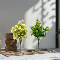 35cm Artificielle En Plastique Vert Fleurs Arbustes Bouquets pour La Décoration De La Maison Graduation Noël Nouvel An Thanksgiving