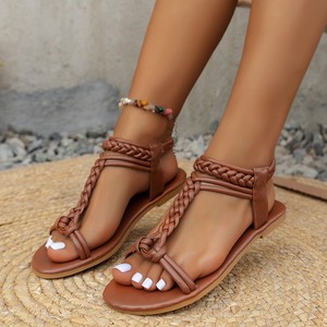 Sandalias Planas de Verano 2025 para Mujer, Tallas Grandes, Estilo Bohemio, para Vacaciones en la Playa, Tejidas, Casuales, con Plataforma - Product Image 1