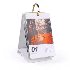 Cincin Desain Baru Kalender Meja Harian Pencetakan Kustom 365 Hari 2023 Kalender Meja Custom