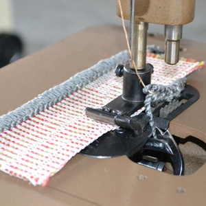 Machine à coudre pour tapis SHENPENG GN20-3A 1 aiguille, 3 fils - Product Image 2