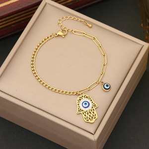Ensemble de perles Fatima Hamsa en acier inoxydable plaqué or 18 carats avec mauvais œil bleu Pendentif <span class=keywords><strong>à</strong></span> la main Chaîne Collier Bracelet Boucles d'oreilles - Product Image 3