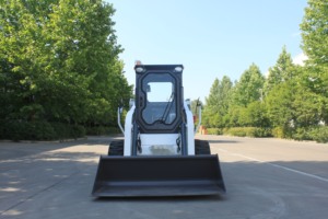 WECAN 730kg Minicargadora de Ruedas Delanteras, Minicargadora de Ruedas con Control de Joystick, Motor Diesel, 3000kg - Product Image 6