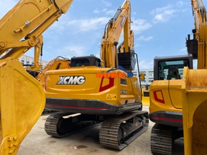 รถขุดขนาดเล็กมือสอง ปี 2026 รุ่น XCM ยอดนิยม 13.5 ตัน รุ่น XE135GA พร้อมเครื่องยนต์คัมมินส์ รถขุดไฮดรอลิกรุ่นยอดนิยม - Product Image 3