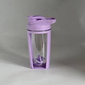 Taza agitadora portátil de plástico de doble capa de 500ML graduada para mezclar batidos de proteínas Ideal para entusiastas de los deportes de Fitness disponibles - Product Image 5