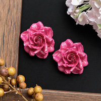 Breloques en résine vintage en forme de rose pour accessoires DIY : coques de téléphone, pinces à cheveux, boucles d'oreilles, chaussures