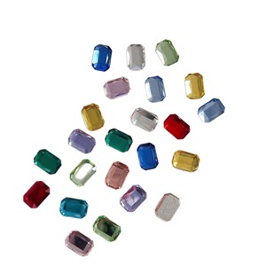 Joyería de diamantes octogonales largos para decoración de uñas, cristal de diamante de forma irregular con base plana, súper brillante, con efecto de azúcar en cubos. - Product Image 3