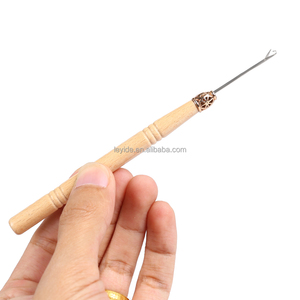 AliLeader เข็มถักตะขอตัวยึดไม้,เข็มถักสำหรับต่อผมขนนกลูกปัดวงแหวนขนาดเล็ก - Product Image 6