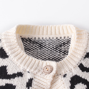 Abbigliamento per neonati 2025 0-2 anni completi per bambine cappotto con grano leopardato + abiti da arrampicata da due pezzi maglioni da bambina - Product Image 4