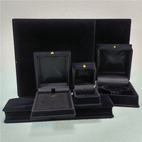 Boîte à bijoux DOER imprimée en velours noir à motif carré, coffret à bagues, boîte à pendentifs, ensemble d'emballage pour chaîne de maman 53*53*45