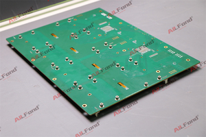 บอร์ดฐาน 4-Card V100 SXM2 รองรับ NVLink สำหรับการกำหนดค่า Multi-GPU - Product Image 4