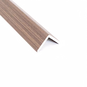 Revêtement <span class=keywords><strong>d</strong></span>'<span class=keywords><strong>angle</strong></span> et bandes <span class=keywords><strong>d</strong></span>'<span class=keywords><strong>angle</strong></span> modernes en PVC/WPC <span class=keywords><strong>pour</strong></span> panneaux muraux de villa - Étanche, écologique, installation facile - Product Image 1