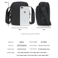 Mochila cruzada impermeable de nailon a la moda para hombre con logotipo personalizado, bandolera para estudiantes de exterior de tamaño pequeño