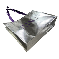 Grand sac réutilisable personnalisé non tissé laminé pp Sac fourre-tout de luxe imprimé gaufré or argent Sac à provisions non tissé