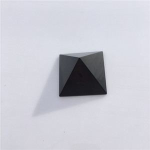 Pyramide en cristal de quartz naturel en gros, pyramide en obsidienne pour la méditation et la décoration intérieure - Product Image 6
