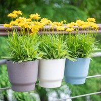 Pot Bunga Gantung Minimalis Modern untuk Balkon, Plastik, Tempel Dinding, Tanaman Ivy Hijau Ramah Lingkungan, Dekorasi Rumah dengan Lubang Drainase