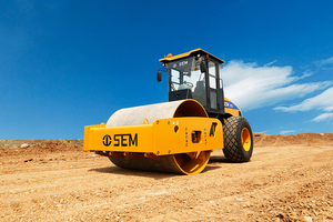 Compacteur vibrant à tambour unique SEM512 12 tonnes 2130 mm avec pièces de rechange - Product Image 6