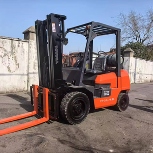 Chariot élévateur d'occasion ORIGINAL diesel GPL essence T-O-Y-O-T-A TCM heli KOMATSU 2.5/3/5/7/10/15/16/25/30 tonnes, moteur japonais - Product Image 1