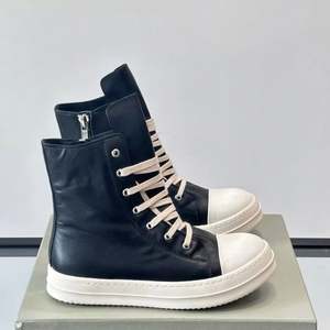 Zapatillas Deportivas de Mujer con Cordones, Estilo Casual, de Caña Alta, Cómodas, de Cuero, Unisex, Clásicas, con Amortiguación, Novedad 2026 - Product Image 1