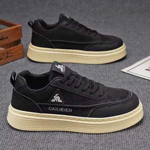 Chaussures de sport pour hommes d'automne, respirantes, chaussures de skate, tendance étudiante, toutes occasions, semelles épaisses, chaussures de sport décontractées, chaussures de marche 2025 - Product Image 1