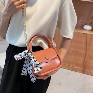 Bolso Cuadrado Mini Directo de Fábrica con Pañuelo y Cadena para Mujer, Bolso Cruzado de PU - Product Image 5