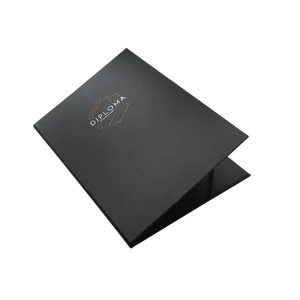 Étui pour diplôme en toile rigide, merchandising personnalisé - Product Image 1