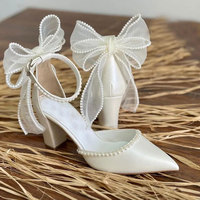 Sandal pesta musim panas hak chunky berhias kristal tali silang satin romantis untuk wanita