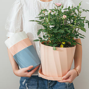Ruipu (jardinière grise <span class=keywords><strong>de</strong></span> pots <span class=keywords><strong>de</strong></span> <span class=keywords><strong>fleurs</strong></span> en plastique d'intérieur et d'<span class=keywords><strong>extérieur</strong></span> <span class=keywords><strong>de</strong></span> jardin - Product Image 2