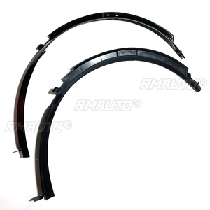 Pour Corvette C7 2014-2019, 2 pièces, garnitures de passage de roue avant, aspect carbone noir brillant - Product Image 2