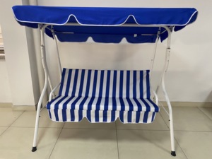 Fauteuil balançoire de jardin 3 <span class=keywords><strong>places</strong></span> avec coussin rayé et auvent métallique imperméable pour terrasse extérieure ou véranda - Product Image 4