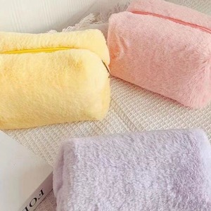 Cosmetic Bag Wholesale Custom Plush Travel Toiletry <b>Makeup</b> Pouch Women Furry Zipper Cosmetic Bag With Logo Faux Fur Coin Purse - Product Image 2