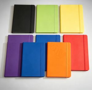 Agenda 2026 Personalizada con Tapa Dura de Tela, Diario de Lino con Bolsillo, Cuaderno Encuadernado con Portaplumas y Cierre Elástico - Product Image 1