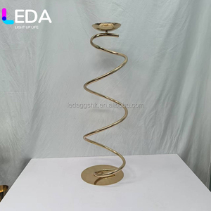 Support à fleurs en métal doré en spirale de 100 cm de haut LEDA, centre de table pour décoration de mariage - Product Image 6