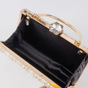 Bolso de mano DAQI Lady Fashion con diamantes de imitación para mujer, con cadena y cierre de pinza, para cena. - Product Image 2