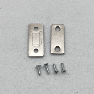 Loquet magnétique pour porte d'armoire, finition nickel, acier au carbone, design minimaliste, pour porte coulissante d'armoire, fixation de tiroir - Product Image 3