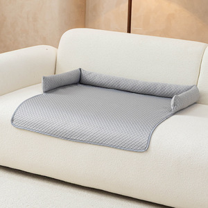 Tapis pour animaux de compagnie en soie glacée tissée, rectangulaire, lit rafraîchissant pour chien, lavage à la main, rembourrage en fibre de polyester - Product Image 2