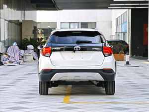 <span class=keywords><strong>Toyota</strong></span> <span class=keywords><strong>Yaris</strong></span> S L d'occasion <span class=keywords><strong>2021</strong></span> propre avec caméra de recul, 5 places, SUV, boîte automatique, pneus R15, conduite à gauche - Product Image 4