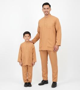男性の伝統的なイスラム教徒の服装控えめエレガントな長袖Baju Melayu Teluk BelangaデザインカスタムロゴOEM大人の子供のため - Product Image 5