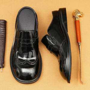 Pantuflas de Hombre, Estilo 2025, Verano, Transpirables, Antideslizantes, para Exteriores, de Una Pieza, Sin Talón, de Cuero PU, Antiolor - Product Image 2