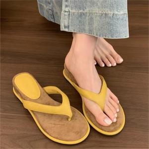 Sandales compensées pour femmes, hauteur 4,5 cm, antidérapantes, à entre-doigts, pour l'été et les vacances en extérieur - Product Image 2