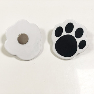 Paw Print Magnetic Clips Plastic Cute Design For Fridge Storage Promotional Gifts - Product Image 1