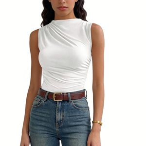 Top sin mangas asimétrico plisado con cuello simulado para mujer - Camisa casual de satén ajustada a la moda - Product Image 4