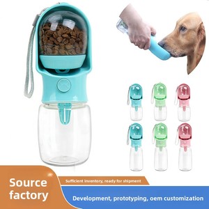 Gourde de voyage 2-en-1 pour animaux de compagnie en plastique : Bouteille d'eau et récipient alimentaire pour chien, distributeur d'eau pour promenades en extérieur - Product Image 2