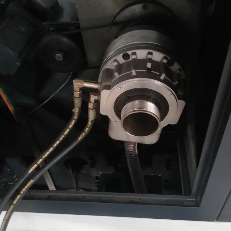 Servo otomatik delme ve kılavuz çekme makinesi evrensel elektrikli tck630 freze makinesi