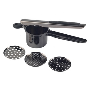 Prensa manual de acero inoxidable con 3 discos intercambiables para hacer puré de patatas esponjoso y spaetzle - Product Image 2