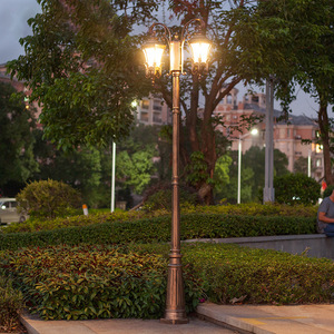 Outdoor Iron Garden <b>Light</b> <b>Post</b> LED Glass Shade 2700K Warm White IP66 A19 Bulb Non-Detachable <b>Solar</b> Powered Motion Sensor - Product Image 3
