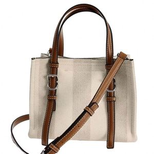 Sac à main tendance en cuir de vachette tressé à la main, grande capacité, style panier - Product Image 1