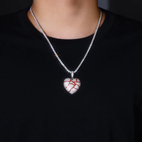 Collier pendentif en forme de cœur en cristal de glace, plaqué or, plaqué argent, plaqué rhodium, chaîne en laiton avec zircon, bijoux hip-hop