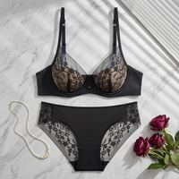 Set Pakaian Dalam Wanita Berenda Bunga Hitam, Bra Berkawat Nyaman dan Set Celana Dalam Pinggang Sedang 2 Potong, Set Lingerie Elegan Ukuran Besar